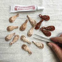 Load image into Gallery viewer, Myoga Knot Earrings