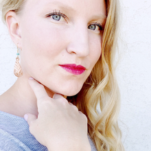Load image into Gallery viewer, Myoga Knot Earrings