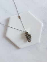 Load image into Gallery viewer, Mineral Necklace | Multiple Colors