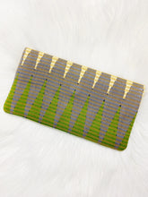Load image into Gallery viewer, Textile Woven Simple Clutch