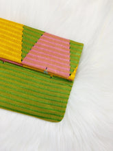 Load image into Gallery viewer, Textile Woven Simple Clutch