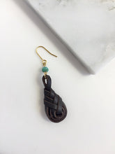 Load image into Gallery viewer, Myoga Knot Earrings