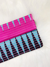 Load image into Gallery viewer, Textile Woven Simple Clutch