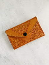 Load image into Gallery viewer, Small Moroccan Leather Wallet